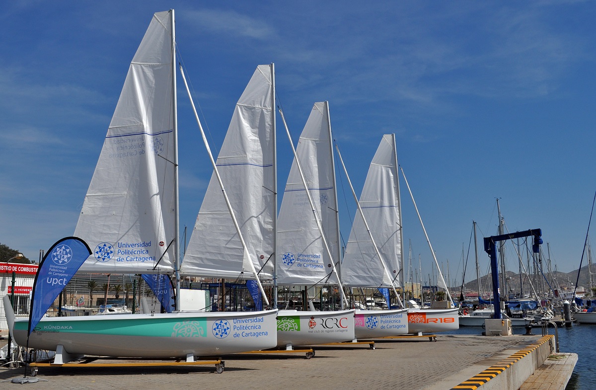 Imagen LA UPCT Y EL REAL CLUB DE REGATAS DE CARTAGENA OFRECEN UNA OFERTA DEPORTIVA NAÚTICA PARA EL CURSO 2024-2025.